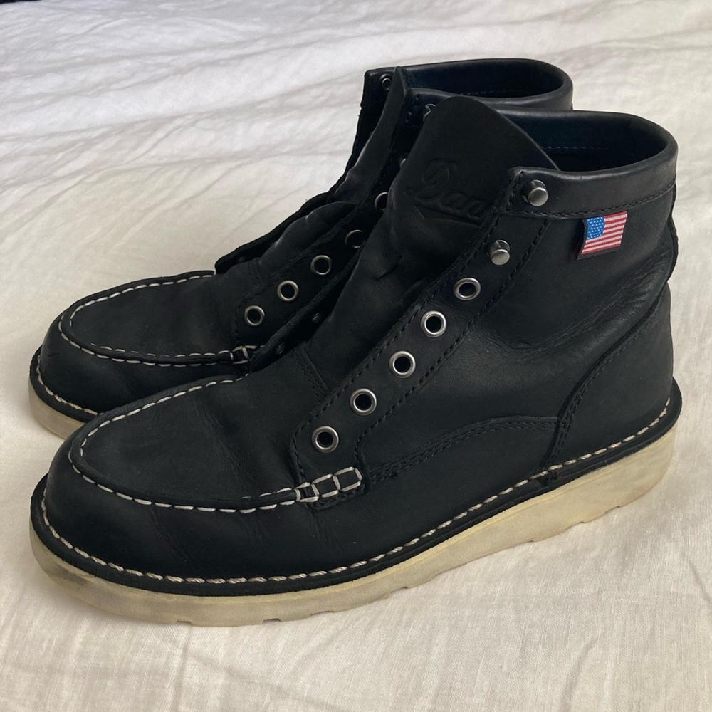 Danner Bull Run Moc Toe Boots, 7.5 womens